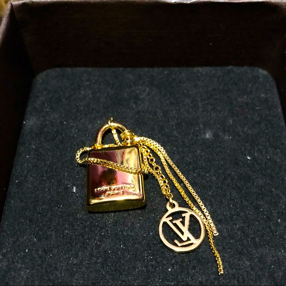 BlackFriday Sale! Authentic LV pendant